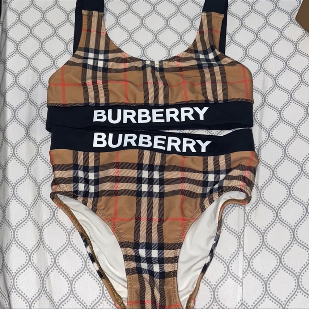 Burberry kids swim suit